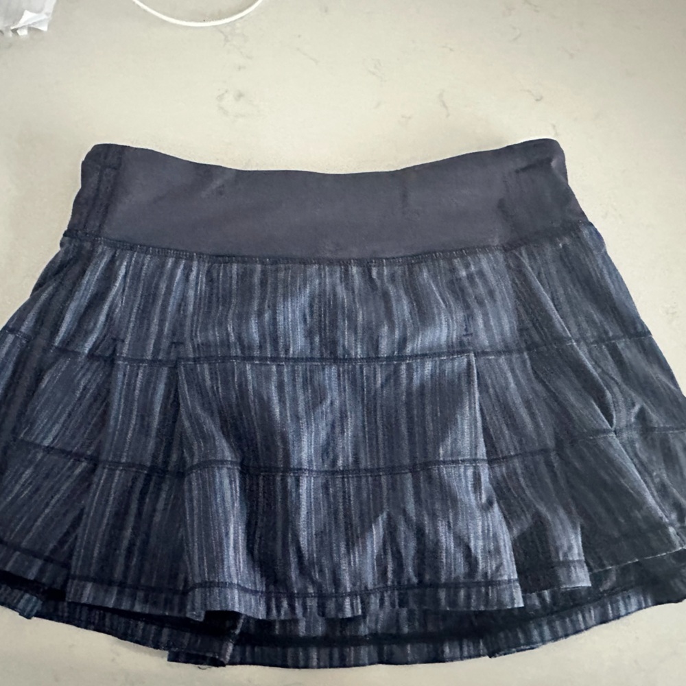 Lululemon Athletica Multi color blue Pickleball/Tennis skirt
